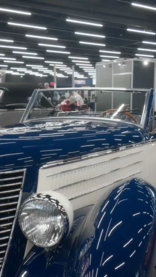 Instagram post from carruca_vintage_cars. This post is in position 1.